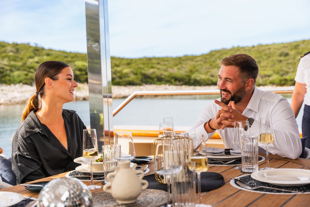 MAXITA LIFESTYLE EXTERIOR LOUNGE (24)